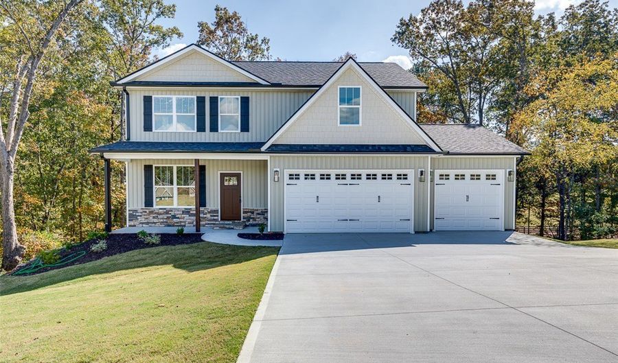 104 Pawleys Ct, Anderson, SC 29625 - 3 Beds, 3 Bath