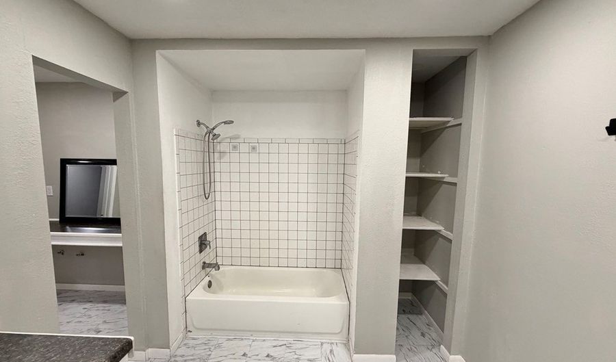 831 FM 2917, Alvin, TX 77511 - 0 Beds, 0 Bath
