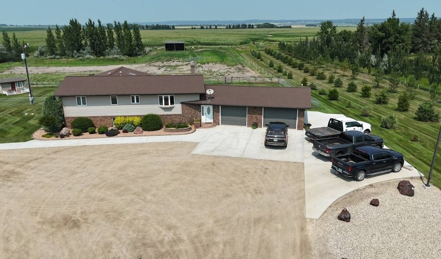 1059 Highway 5 NE, Bottineau, ND 58318 - 7 Beds, 3 Bath