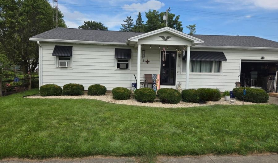 211 N Pearl St, Ansonia, OH 45303 - 3 Beds, 1 Bath