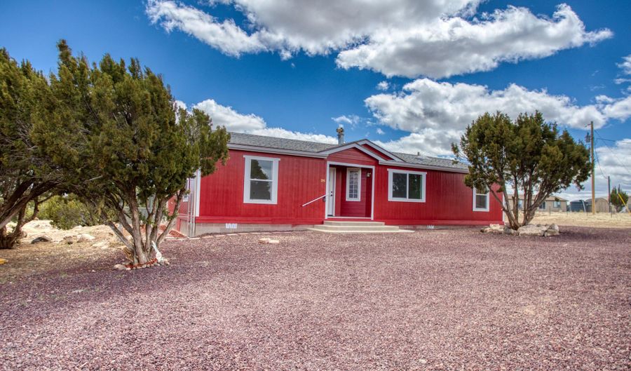 26 County Road 8006 26 Bear Claw, Concho, AZ 85924 - 3 Beds, 2 Bath