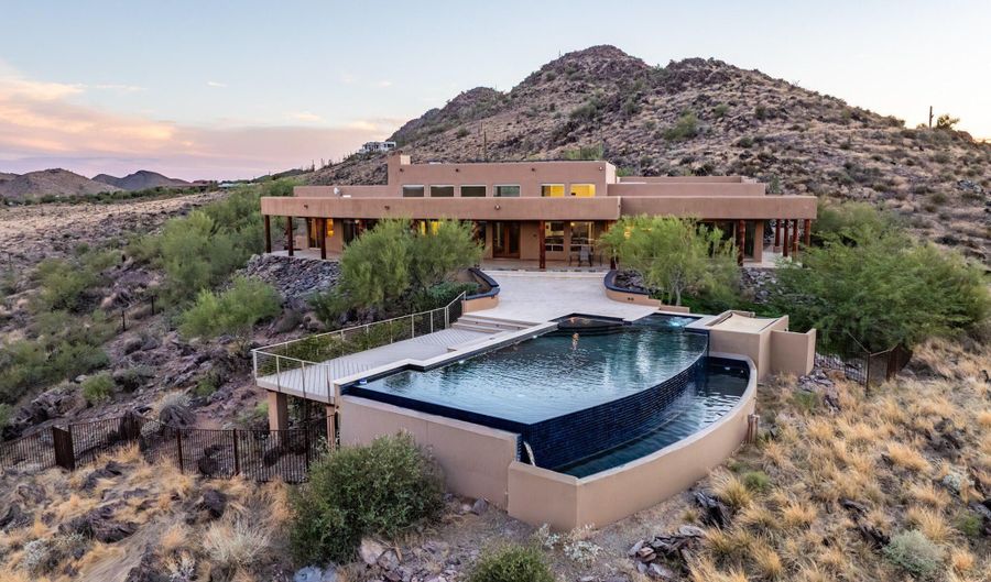 5040 E Rockaway Hills Dr, Cave Creek, AZ 85331 - 4 Beds, 5 Bath