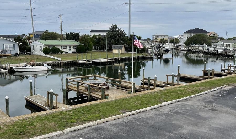 127 Old Causeway Rd 29, Atlantic Beach, NC 28512 - 1 Beds, 1 Bath
