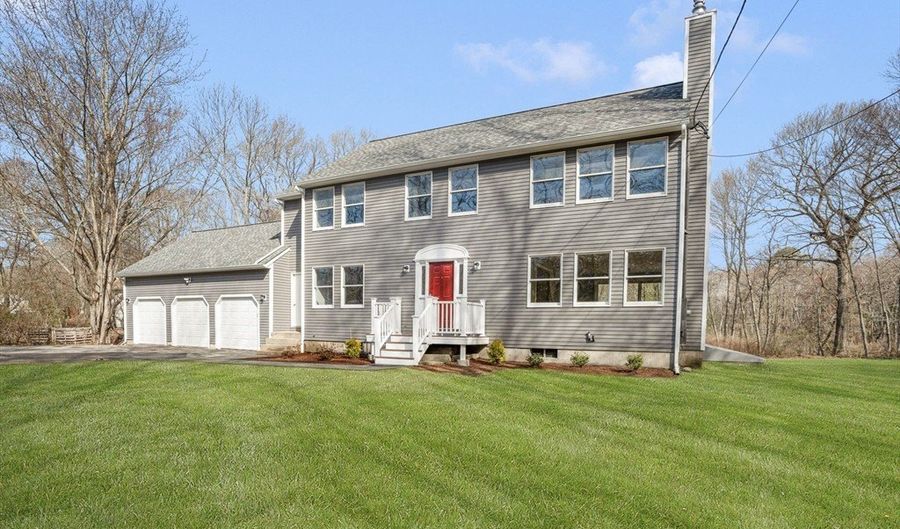295 Frenchtown, East Greenwich, RI 02818 - 4 Beds, 3 Bath