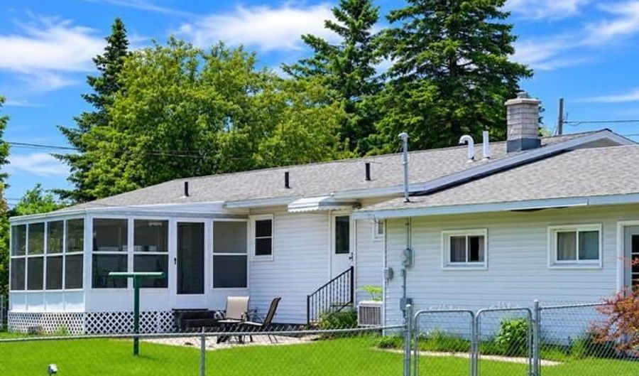 8515 U.S. 23, Alpena, MI 49707 - 3 Beds, 2 Bath