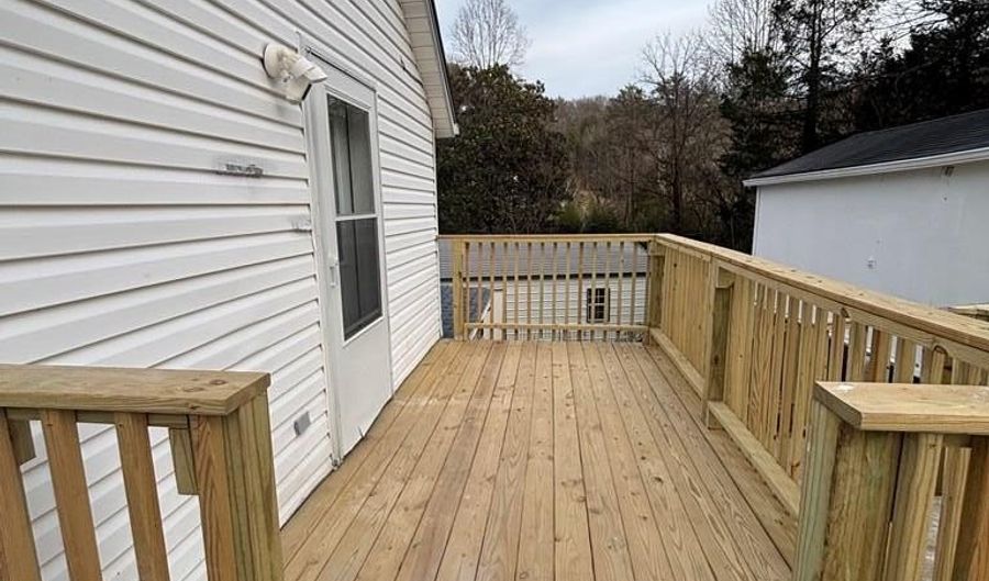 447 Melrose Dr, Bassett, VA 24055 - 2 Beds, 1 Bath