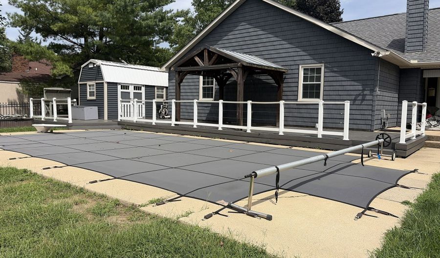 1381 Secretariat Ln, Indianapolis, IN 46217 - 3 Beds, 2 Bath