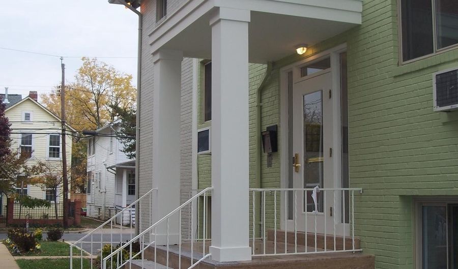 206 E WINDSOR Ave 101, Alexandria, VA 22301 - 2 Beds, 1 Bath