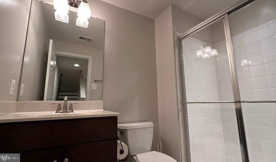 12817 RUSTIC ROCK Ln, Beltsville, MD 20705 - 3 Beds, 4 Bath