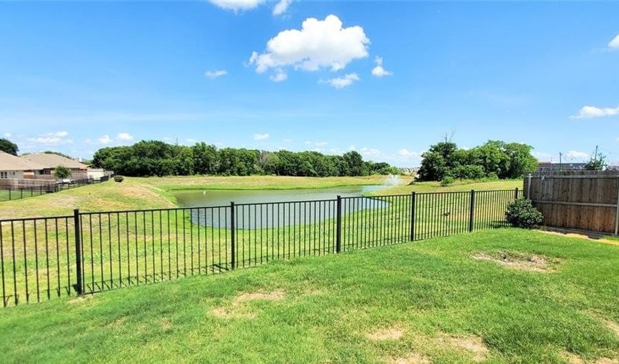 421 Brook View Ct, Anna, TX 75409 - 4 Beds, 2 Bath
