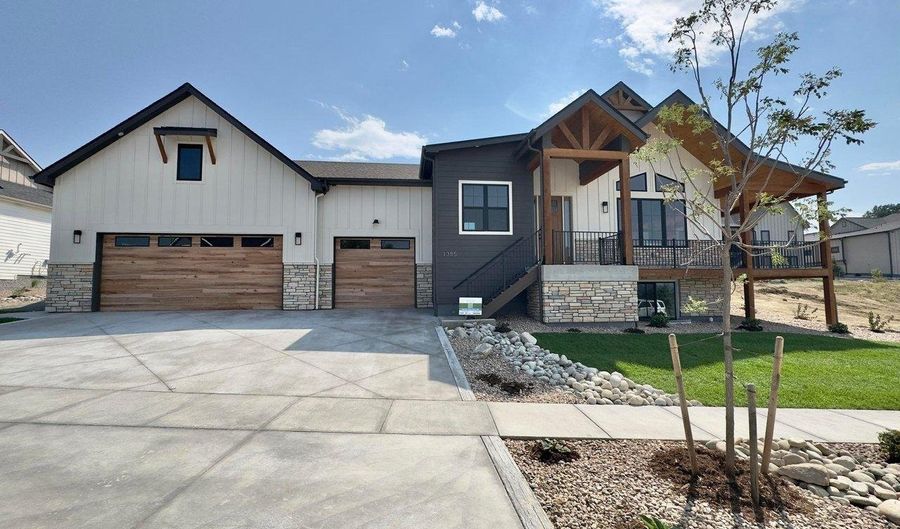 1385 Art Dr, Berthoud, CO 80513 - 4 Beds, 5 Bath