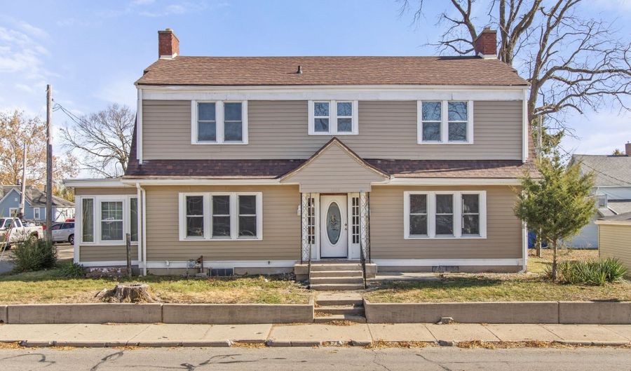 1222 Central Ave, Anderson, IN 46016 - 7 Beds, 2 Bath