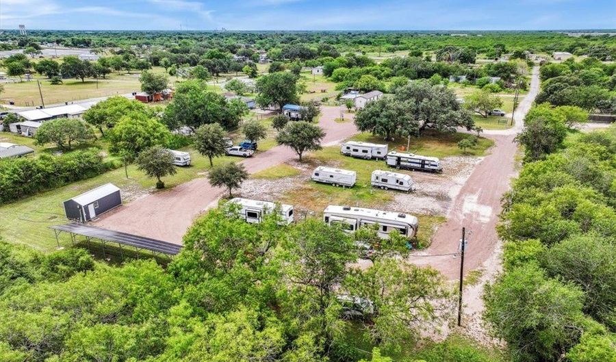 180 County Road 112, Alice, TX 78332 - 0 Beds, 0 Bath