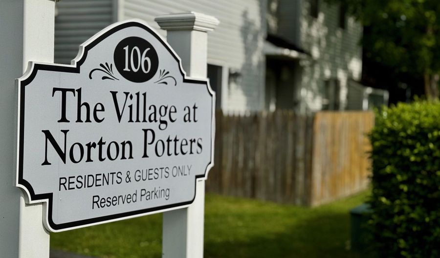 106 Park St #1, Bennington, VT 05201 - 2 Beds, 2 Bath