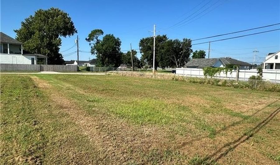 2000 BENJAMIN St Lot 5, Arabi, LA 70032 - 0 Beds, 0 Bath