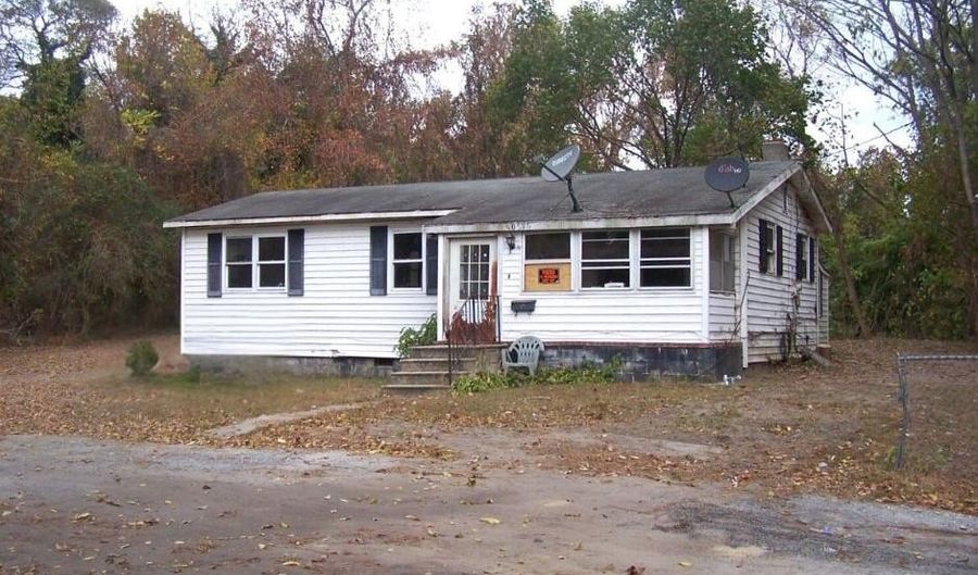 405 W 6TH St, Laurel, DE 19956 - 3 Beds, 1 Bath