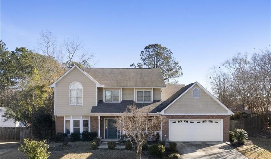 605 LOCKWOOD St, Auburn, AL 36830 - 4 Beds, 3 Bath