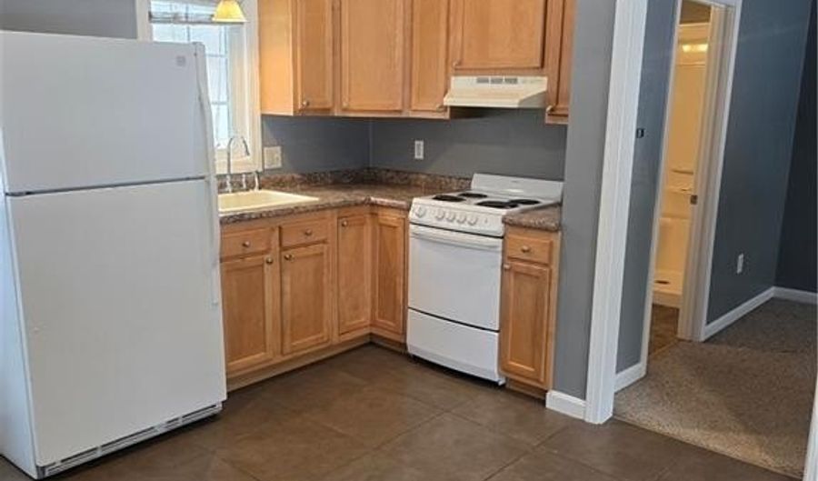 1 Boss Rd 3, Foster, RI 02825 - 1 Beds, 1 Bath