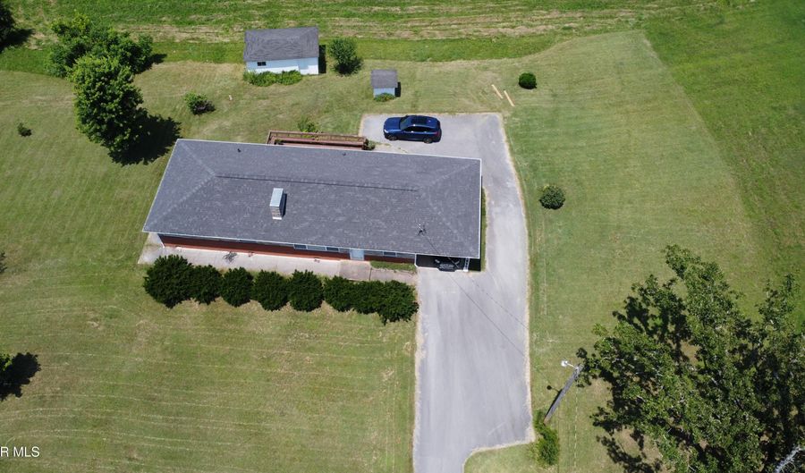 299 Main St, Bean Station, TN 37708 - 0 Beds, 2 Bath