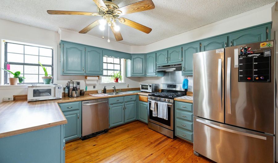 266 S Pkwy, Bethel Springs, TN 38315 - 3 Beds, 3 Bath