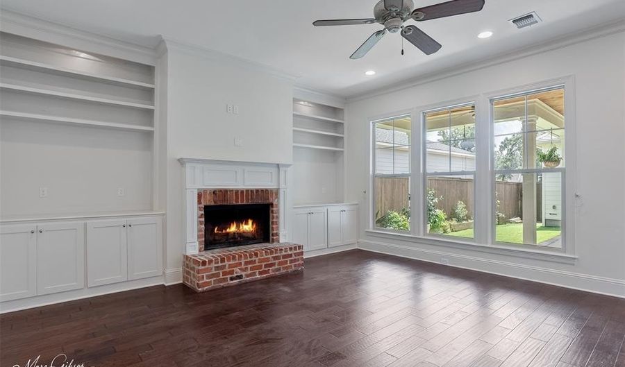 2060 Fairwoods Dr, Shreveport, LA 71106 - 3 Beds, 3 Bath