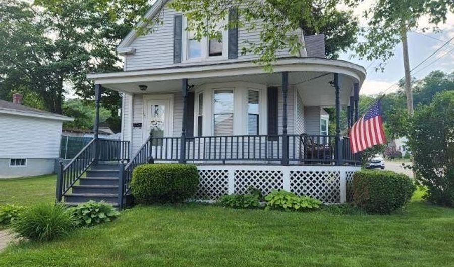 191 Norway St, Berlin, NH 03570 - 2 Beds, 2 Bath