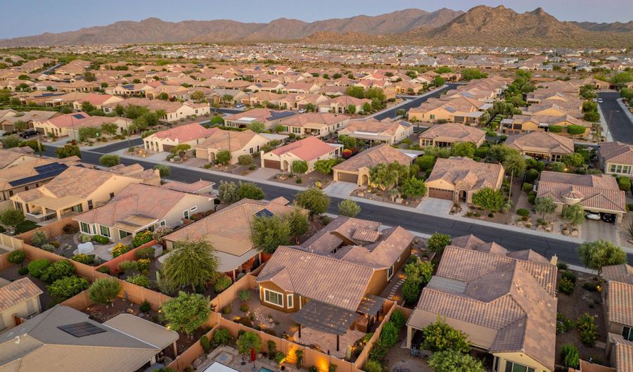 27064 W SEQUOIA Dr, Buckeye, AZ 85396 - 2 Beds, 2 Bath