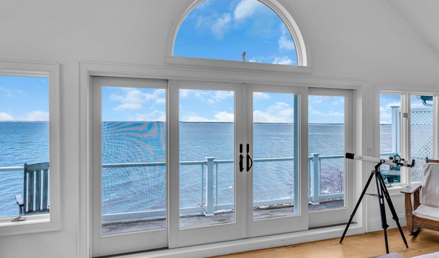42 Bayside Dr, Atlantic Highlands, NJ 07716 - 4 Beds, 6 Bath