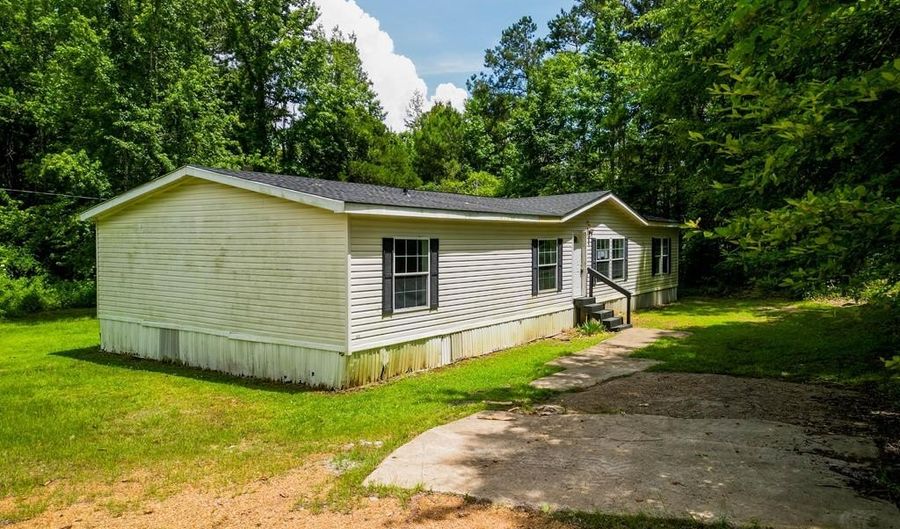 2444 Jackson Liberty Dr, Brookhaven, MS 39601 - 4 Beds, 2 Bath