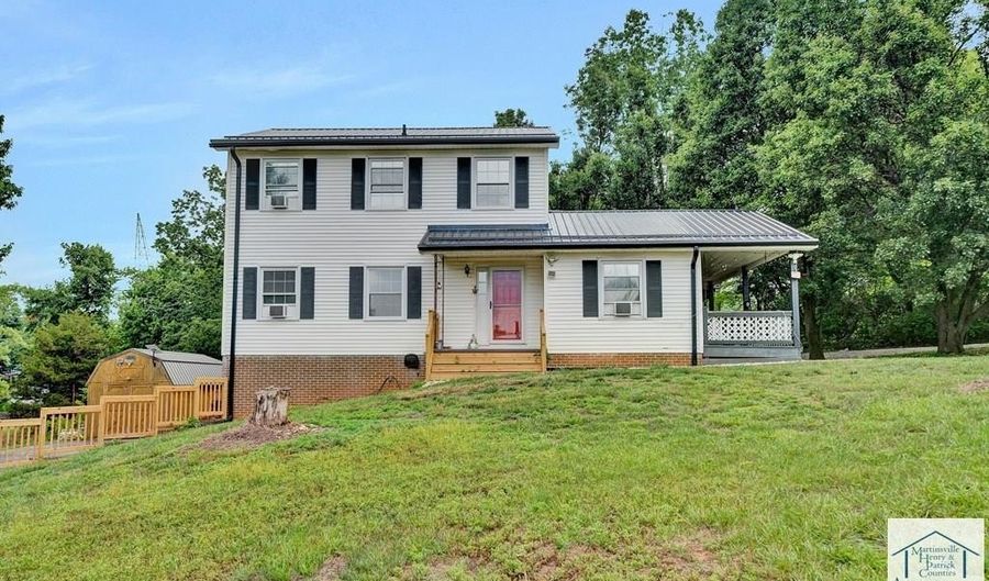 281 Cherokee Hills Rd, Bassett, VA 24055 - 3 Beds, 2 Bath