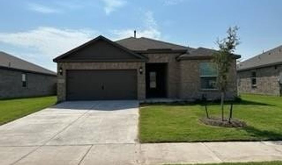 901 Calhoun Dr, Anna, TX 75409 - 4 Beds, 2 Bath
