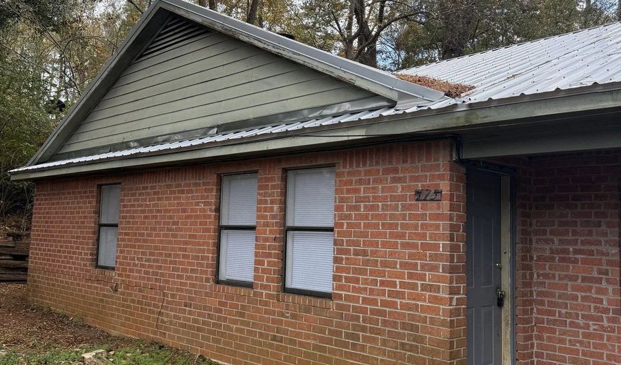 175 W Paces Dr, Athens, GA 30605 - 2 Beds, 2 Bath