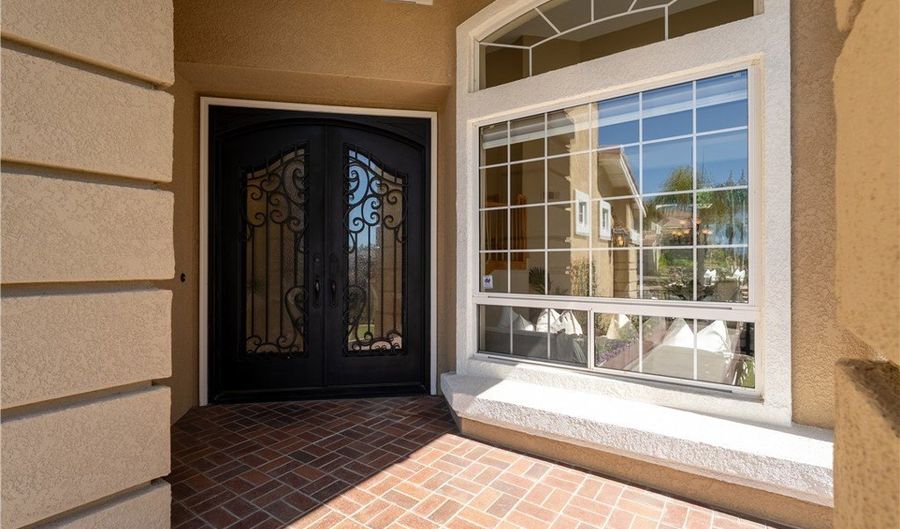 7520 E Toyon Ln, Anaheim, CA 92808 - 5 Beds, 3 Bath