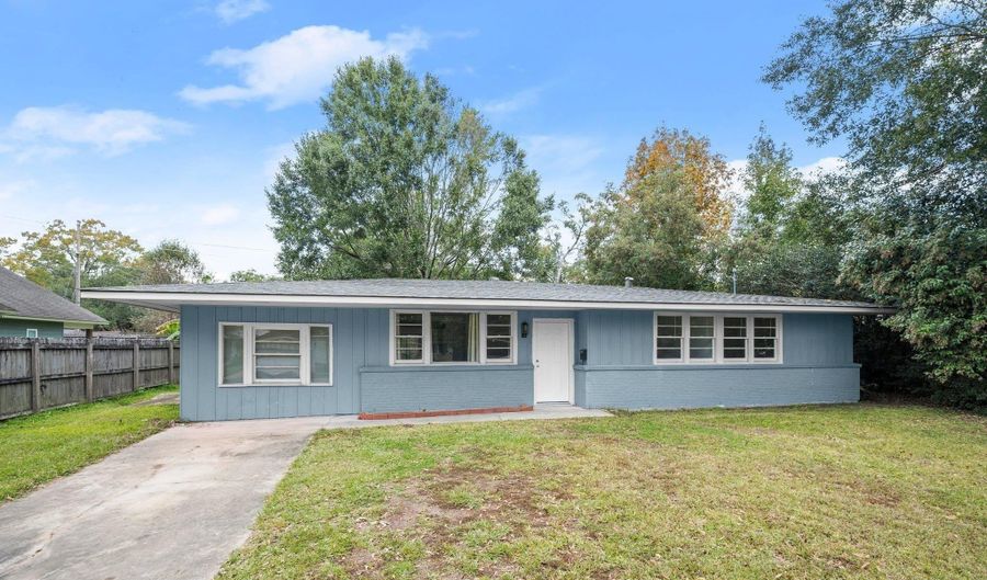 5043 Bardwell Dr, Baton Rouge, LA 70808 - 3 Beds, 1 Bath