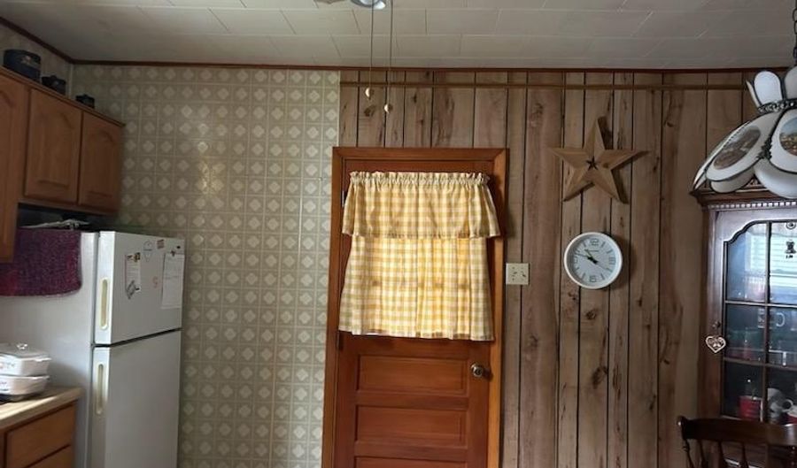 12 Alvina St, Batesville, IN 47006 - 2 Beds, 2 Bath
