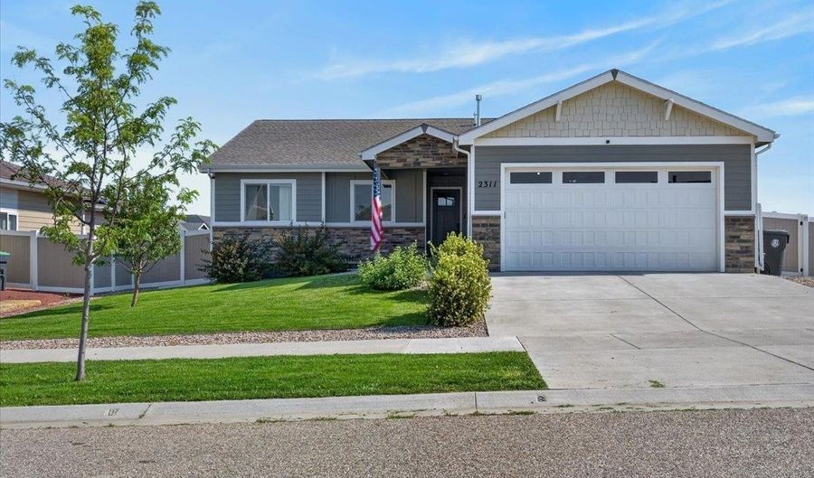 2311 GOODNIGHT Trl, Cheyenne, WY 82007 - 3 Beds, 2 Bath
