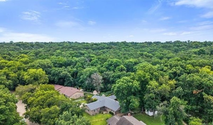 1413 Brookside Pkwy, Bartlesville, OK 74006 - 3 Beds, 2 Bath