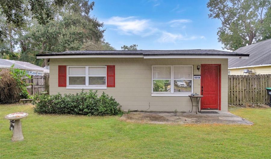 1018 DOWD Ave, Orlando, FL 32804 - 2 Beds, 1 Bath