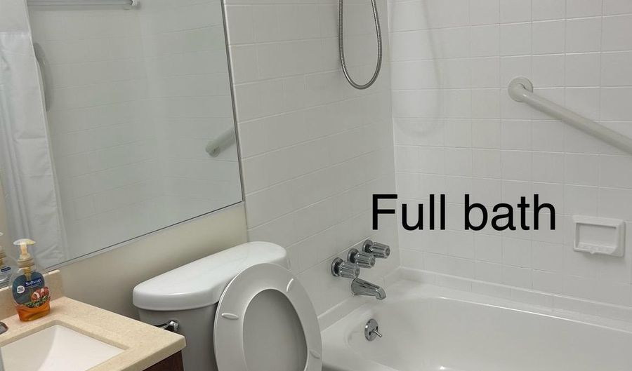 13224 DANGELO Dr, Bowie, MD 20720 - 2 Beds, 1 Bath