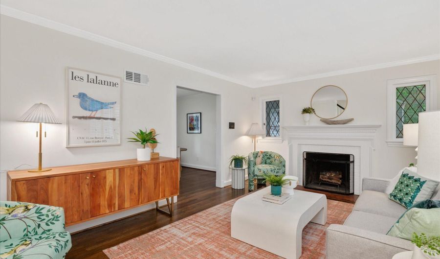 6005 WYNNWOOD Rd, Bethesda, MD 20816 - 4 Beds, 4 Bath