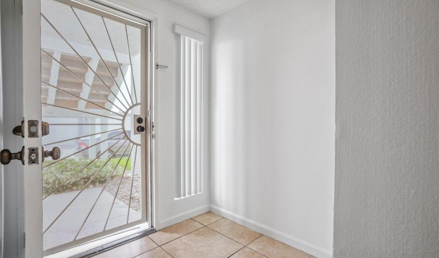 8892 Katella Ave 4, Anaheim, CA 92804 - 2 Beds, 2 Bath