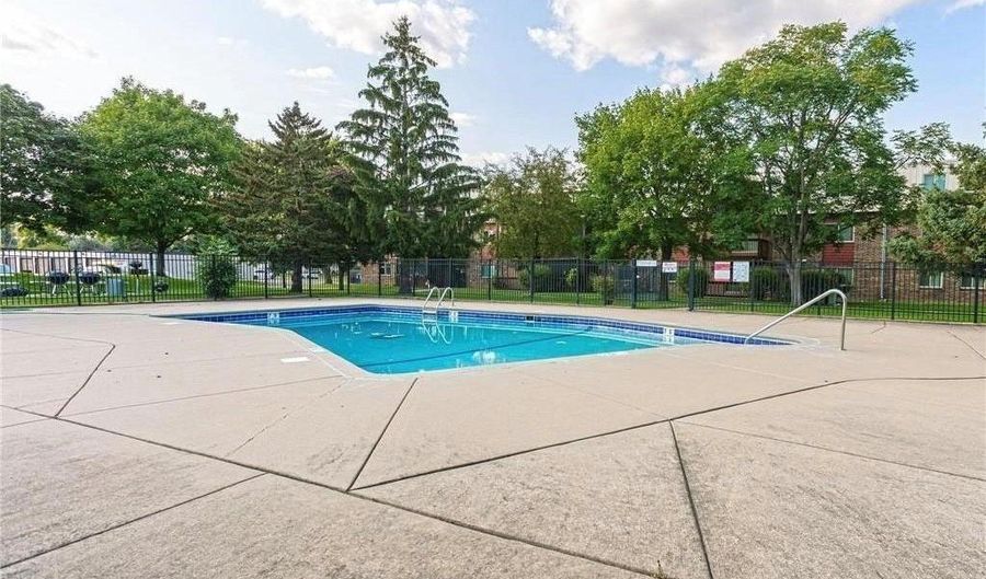 14620 Garrett Ave 310, Apple Valley, MN 55124 - 3 Beds, 2 Bath