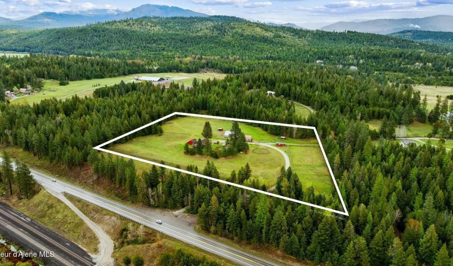 457619 S Highway 95, Careywood, ID 83809 - 3 Beds, 2 Bath