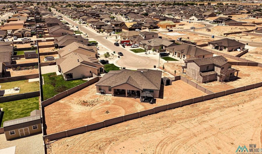 3600 Selman Ct, Carlsbad, NM 88220 - 4 Beds, 3 Bath