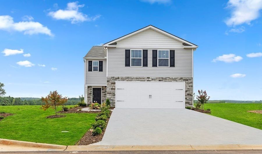 3007 Hunters Brook Dr, Boiling Springs, SC 29316 - 4 Beds, 2 Bath