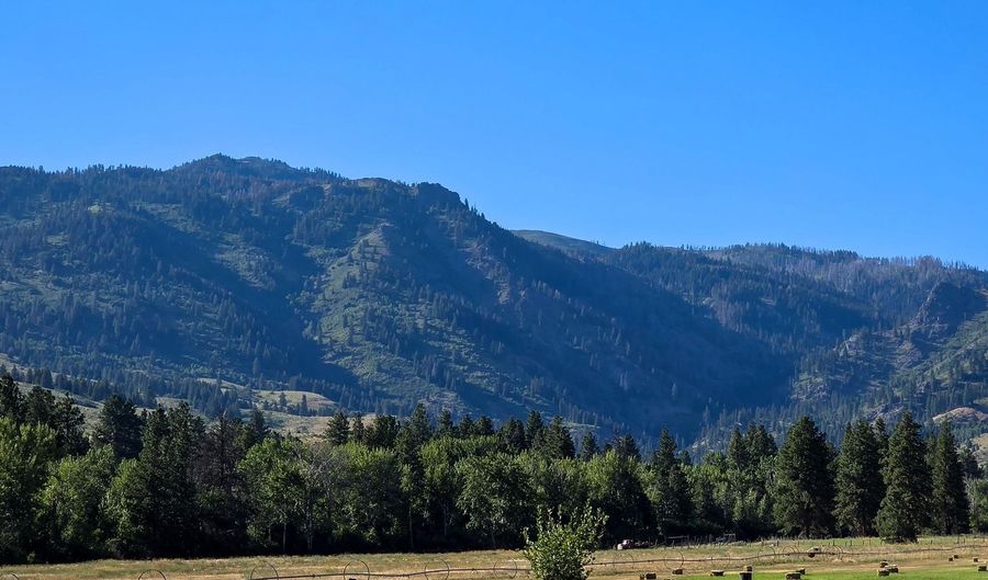 3496 Ward Rd, Cambridge, ID 83610 - 3 Beds, 2 Bath