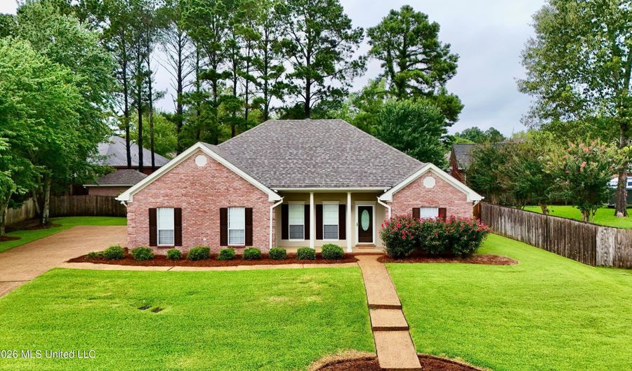 205 Stonebriar Ln, Brandon, MS 39042 - 3 Beds, 2 Bath