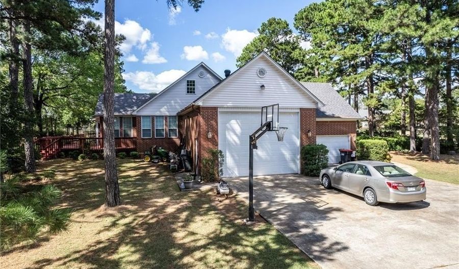 1635 Kings Way, Alma, AR 72921 - 3 Beds, 4 Bath