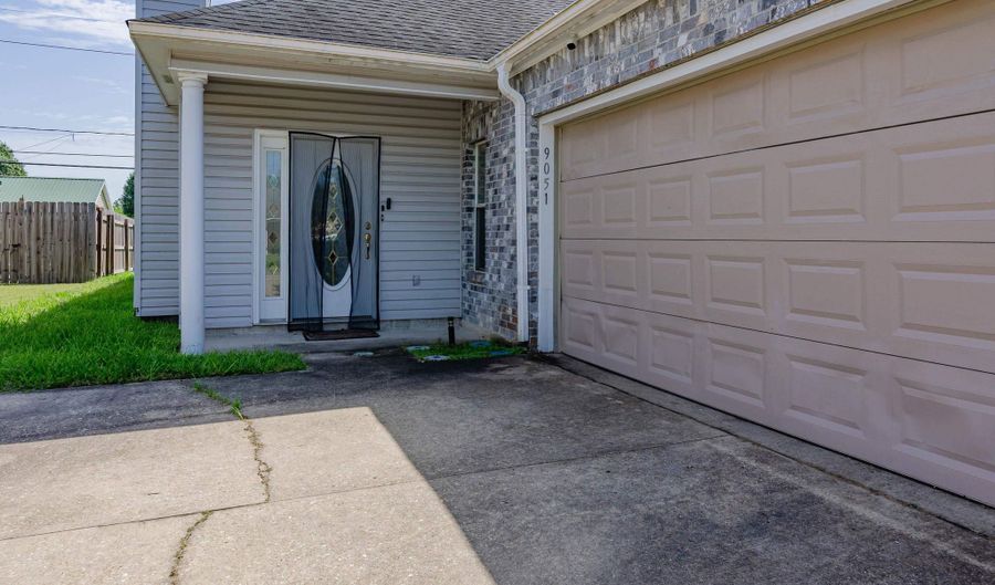 9051 Crosscreek Ave, Baton Rouge, LA 70810 - 3 Beds, 2 Bath