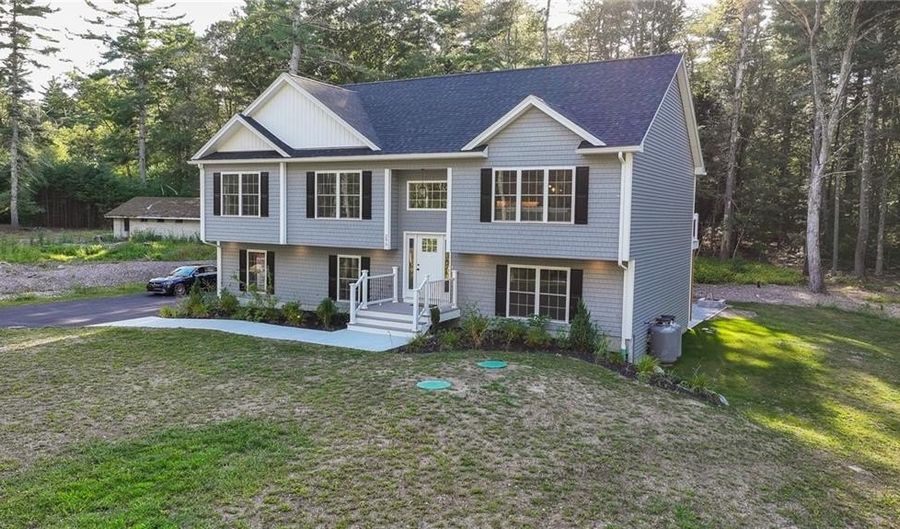 295 Hopkins Hollow Rd, Coventry, RI 02827 - 4 Beds, 3 Bath